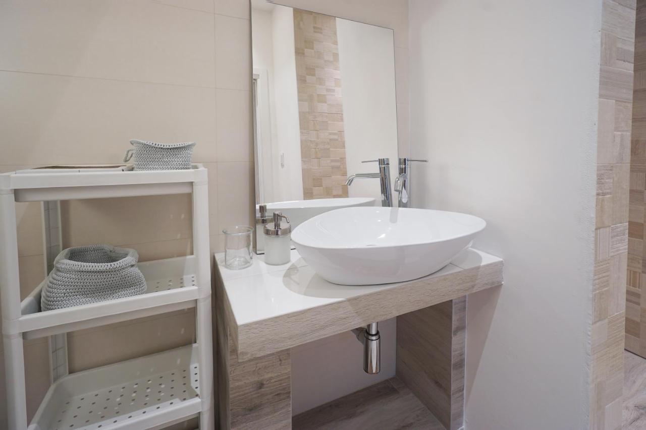 Ghisello Luxury Guesthouse 1 Bologna Eksteriør billede